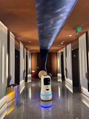 酒店機器人不要太可愛，科技發燒友眼中的智能化革新