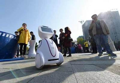 中國迅速成為全球AI工廠 港媒稱AI革命離不開中國人力與智能語音機器人的崛起